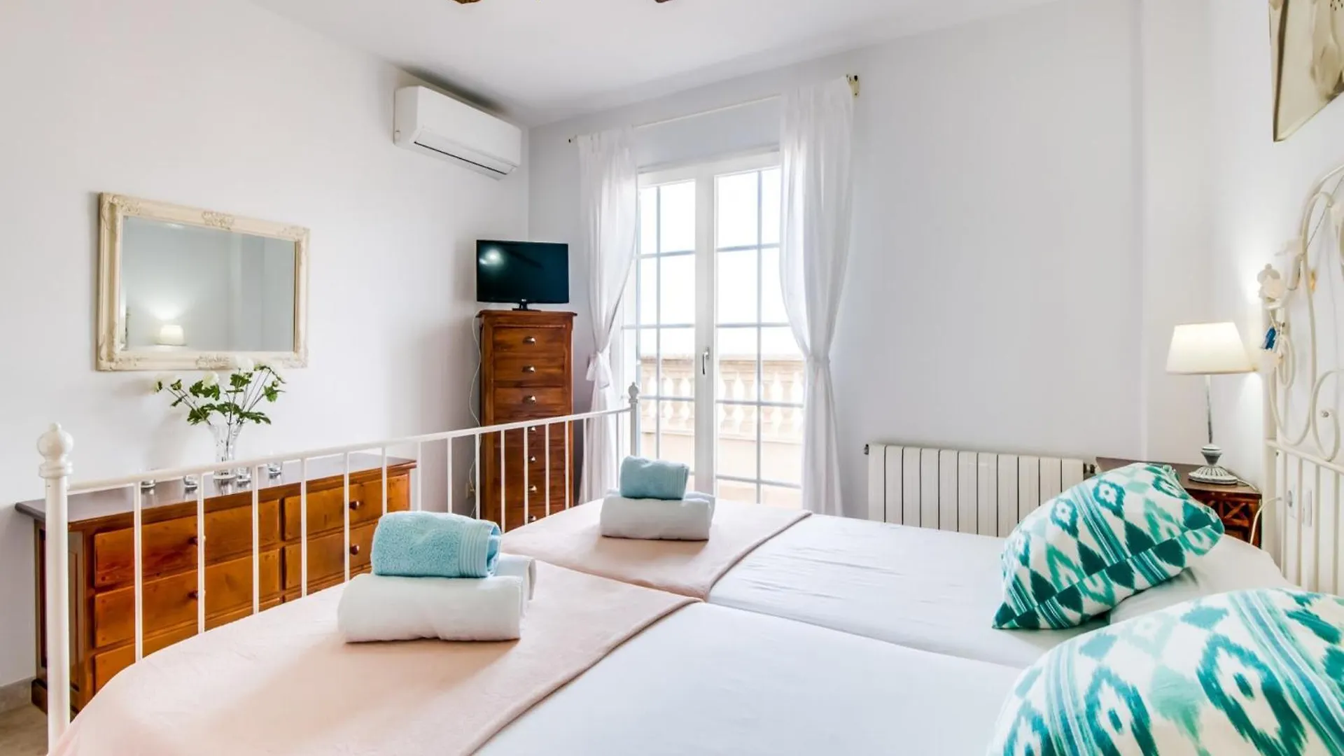 Elegant Holiday Villa With Private Pool Alcúdia Espagne